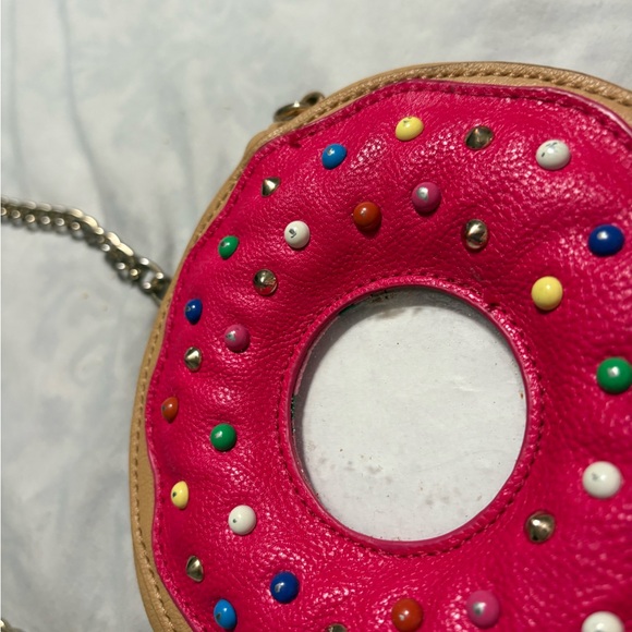 Betsey Johnson Pink Tan Donut Crossbody Bag - Picture 8 of 8